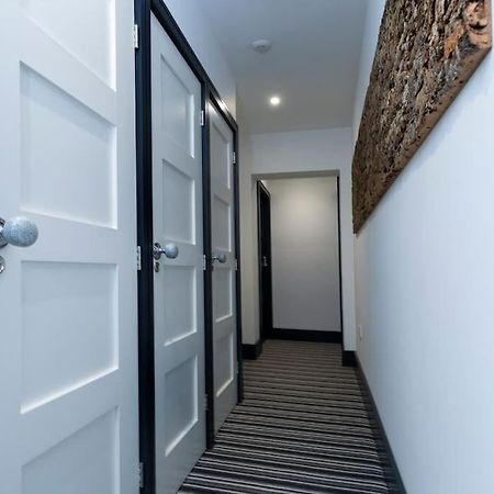 Bootique House - Luxury Group Accommodation In Wakefield Dış mekan fotoğraf
